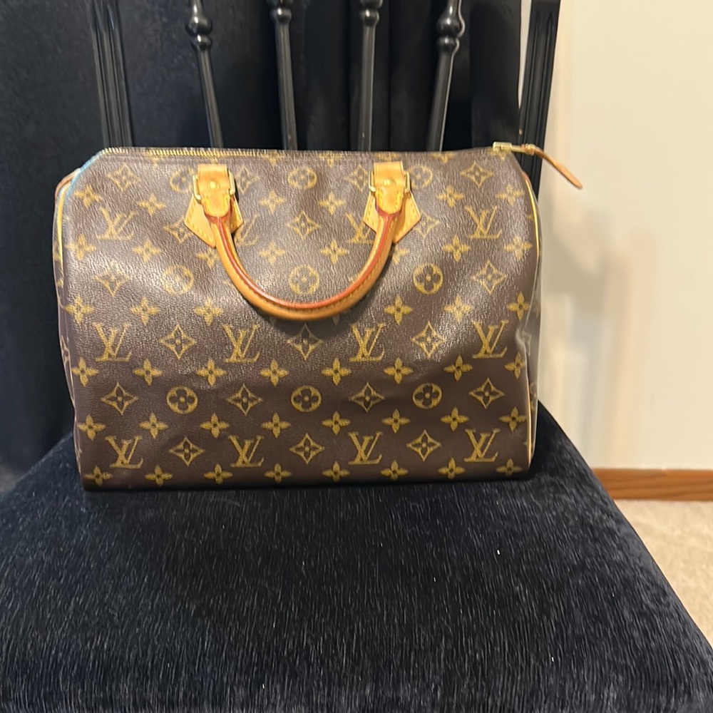 Louise Vuitton speedy 30